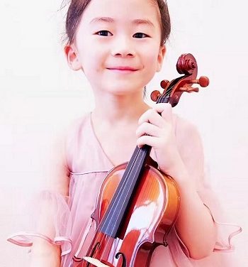 Seven-Year-Old Irvine Resident Ivy ZhiYi Mao Takes Second Place in International Music Competition